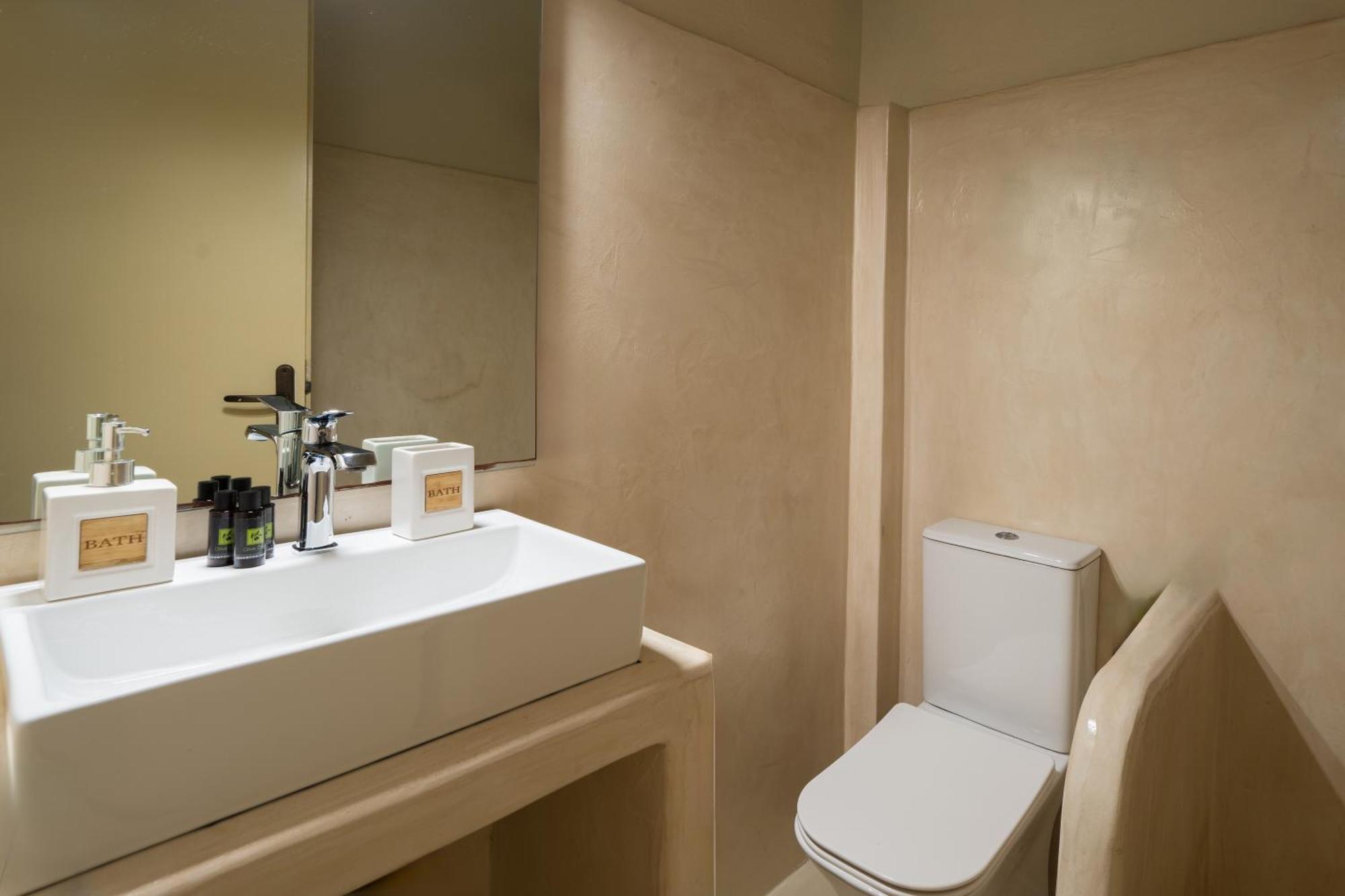 Orion Apartment Науса Екстериор снимка